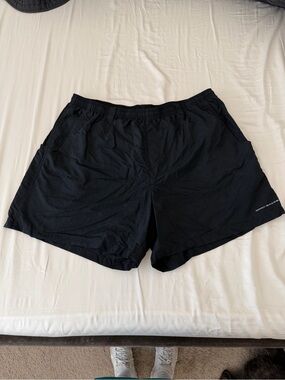 Columbia Black Men's Shorts
